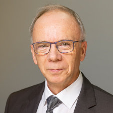 Herr Karsten Koch 